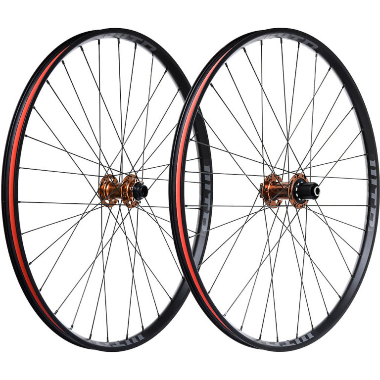 Nukeproof Horizon on KOM Tough i29 Wheelset Reviews