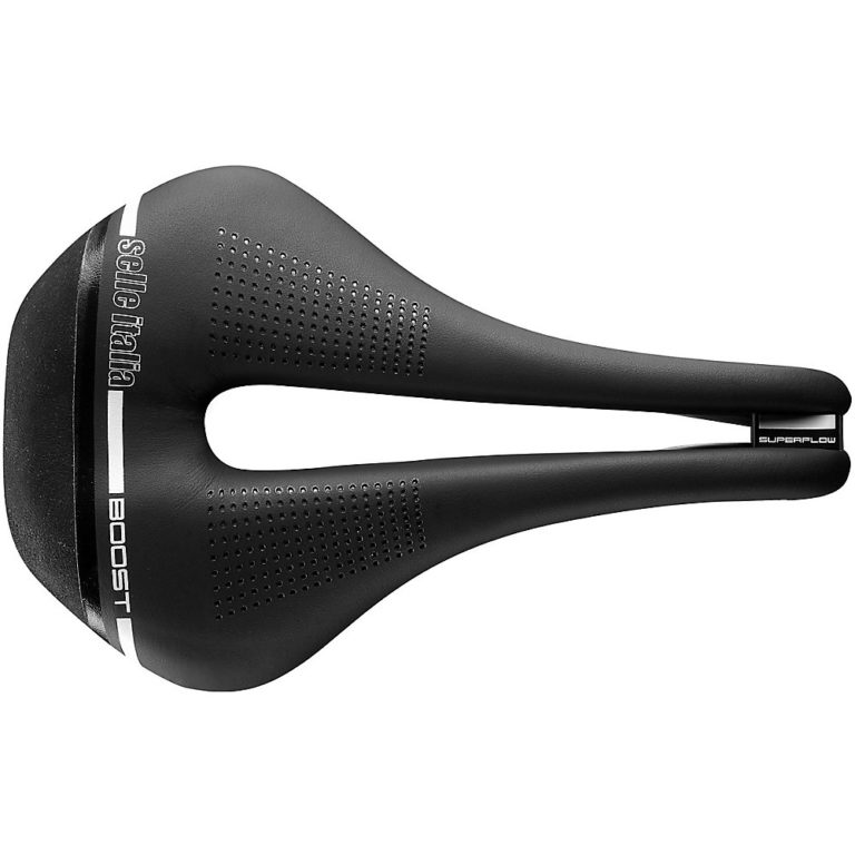 Selle Italia MAX NOVUS BOOST Superflow Saddle Reviews